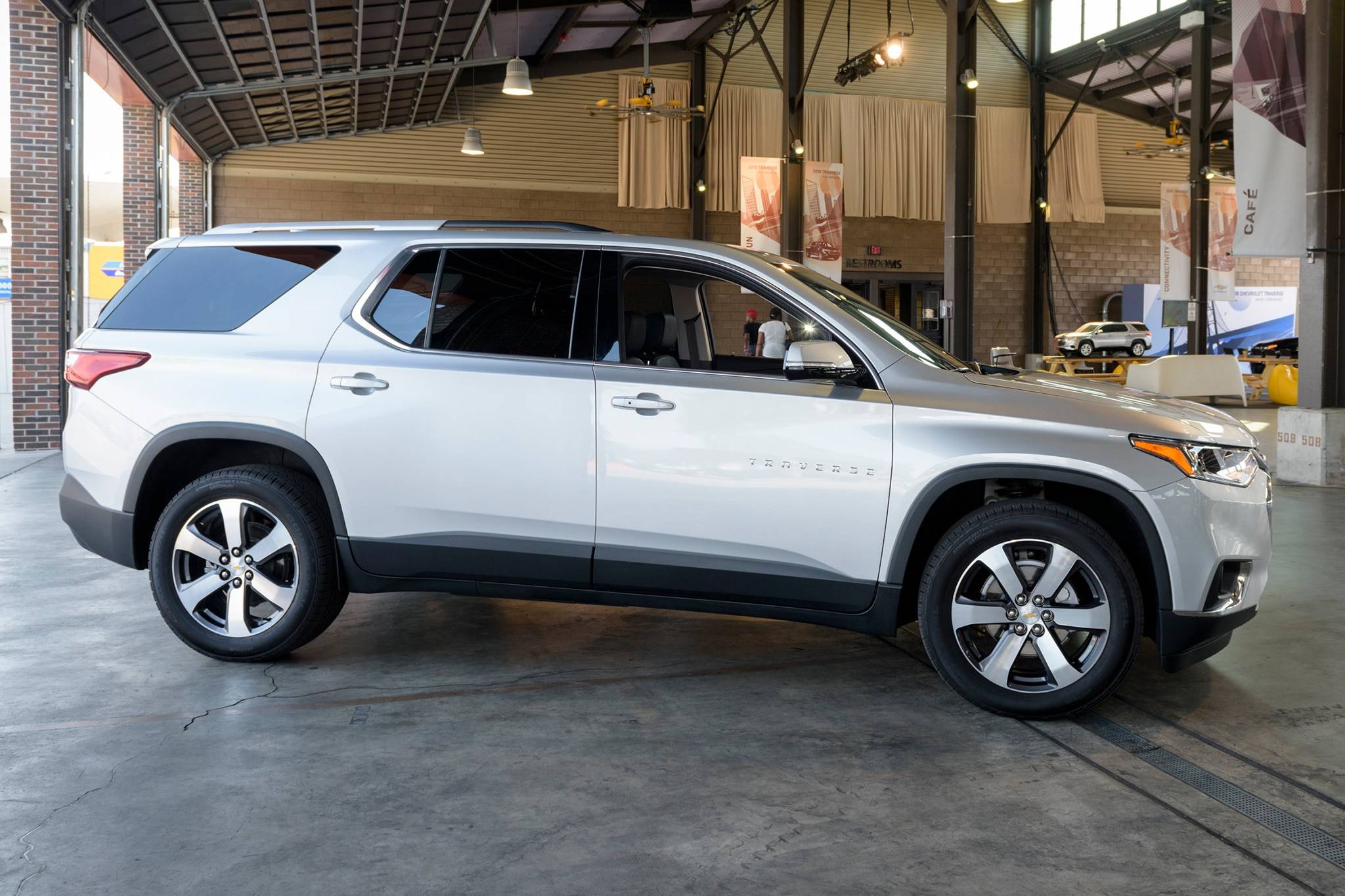 2018 신형 쉐보레 트레버스 V6 3.6L [데이터주의] | 인스티즈