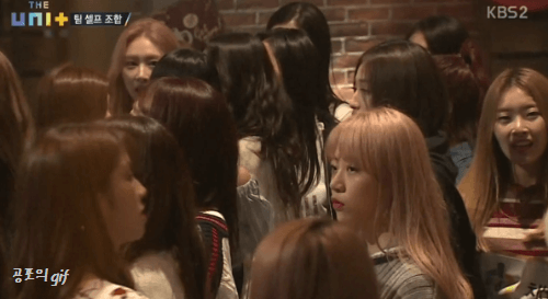 달샤벳 세리의 빠른 상황 판단력.gif | 인스티즈