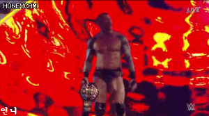 [WWE] (혐오주의)본인 등장씬을 보고 빡쳤던 레슬러.GIF | 인스티즈