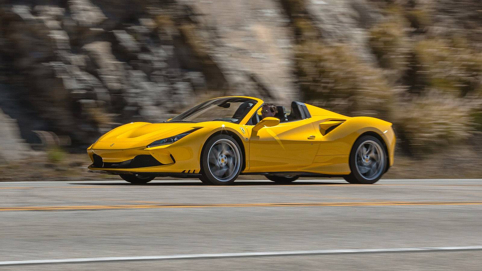 페라리 F8 스파이더 | 인스티즈