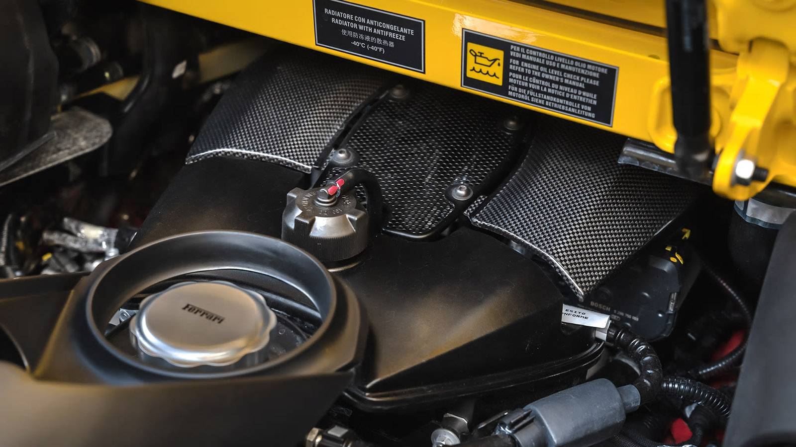 페라리 F8 스파이더 | 인스티즈