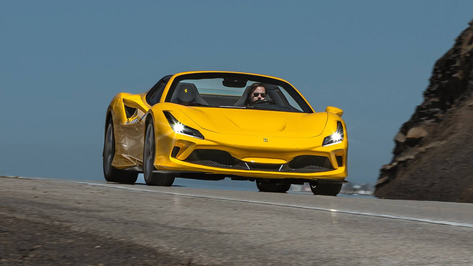 페라리 F8 스파이더 | 인스티즈