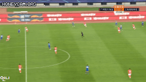 어제자 이장님 상대로 멀티골 넣은 웨이스하오.GIF | 인스티즈