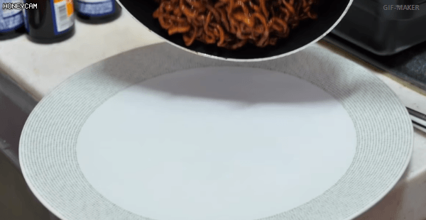 취향갈리는 짜장라면 조리법.gif | 인스티즈