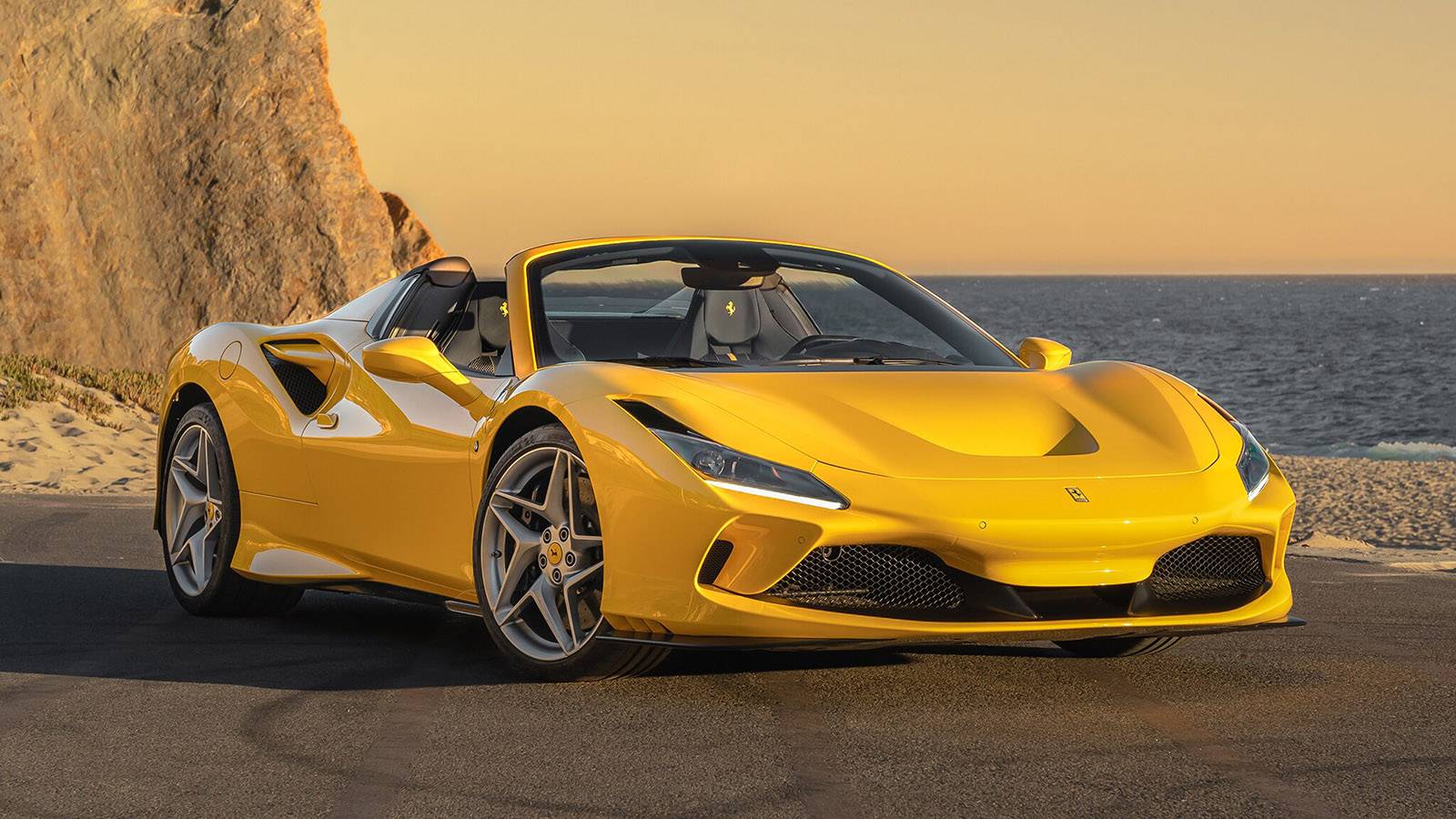 페라리 F8 스파이더 | 인스티즈