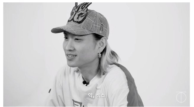 현재 국내 힙합씬에서 영향력 탑5안에 드는 랩퍼다 vs 그건 아니다.jpg | 인스티즈