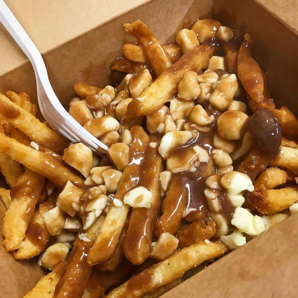 캐나다에서 핫한 간식이라는 푸틴......jpg | 인스티즈