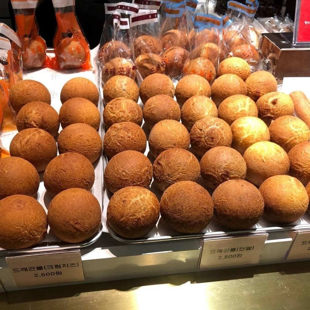 찹쌀도너츠 먹을 때 필수다 vs 그 정도는 아니다 | 인스티즈