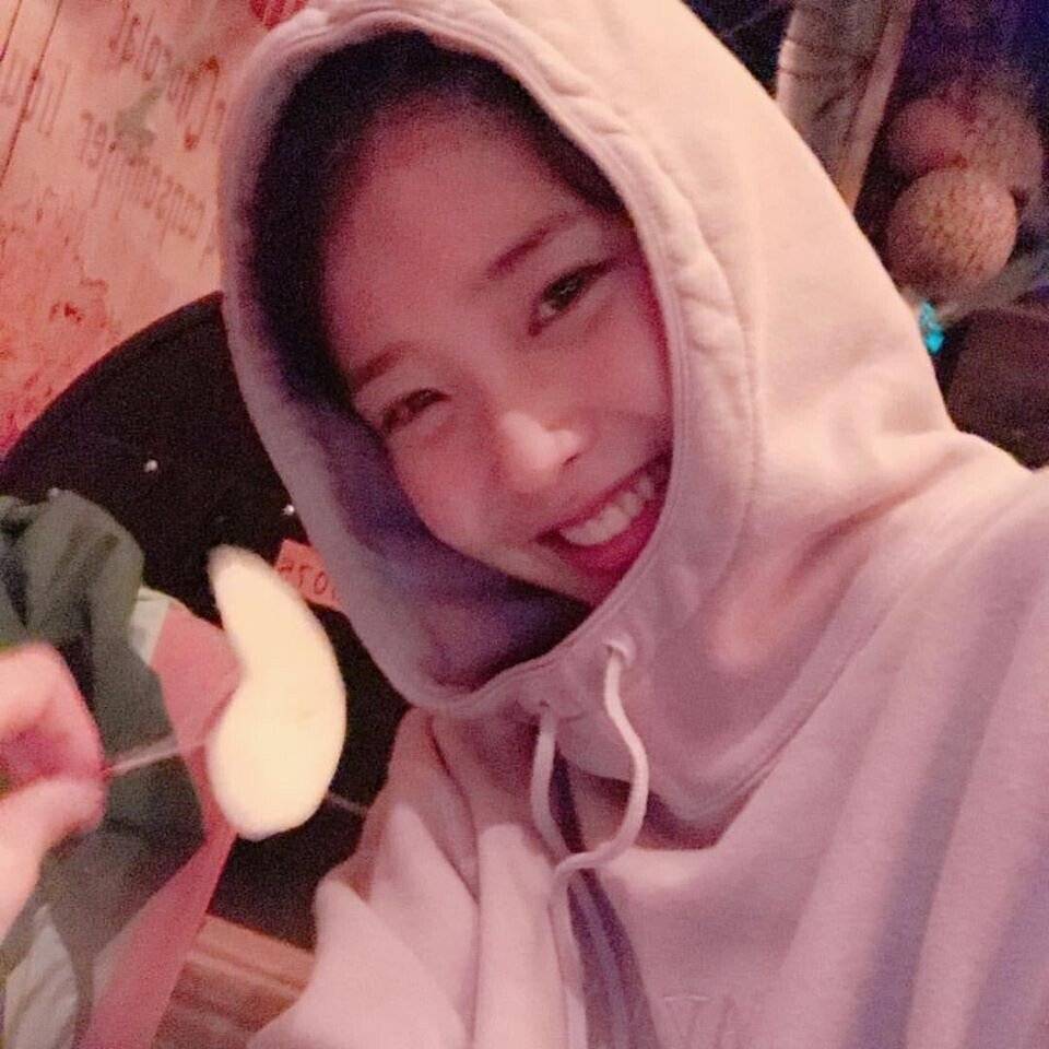 아이유 여친짤 일수도 아닐수도 있는 사진들 .jpg | 인스티즈