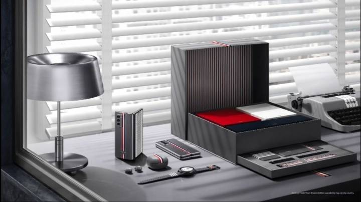 갤럭시 Z 폴드2 톰브라운 에디션 공개.jpg | 인스티즈