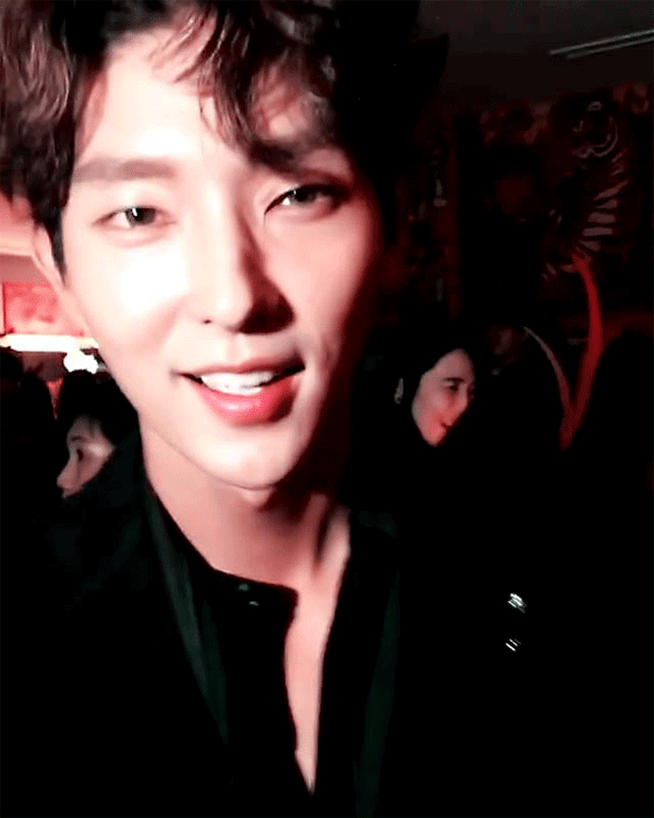 이준기 코 앞에서 보는 느낌.gif | 인스티즈
