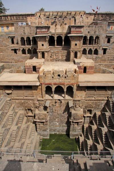 인도에서 가장 큰 계단식 우물, 찬드 바오리 | 인스티즈