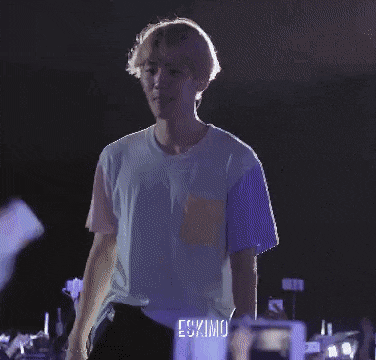 아이돌들이 해외콘서트 중 흔히 겪는 일.gif | 인스티즈