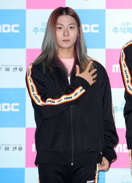 [종합] 장문복 사생활 논란→윤희석 탈퇴…위기의 리미트리스 | 인스티즈