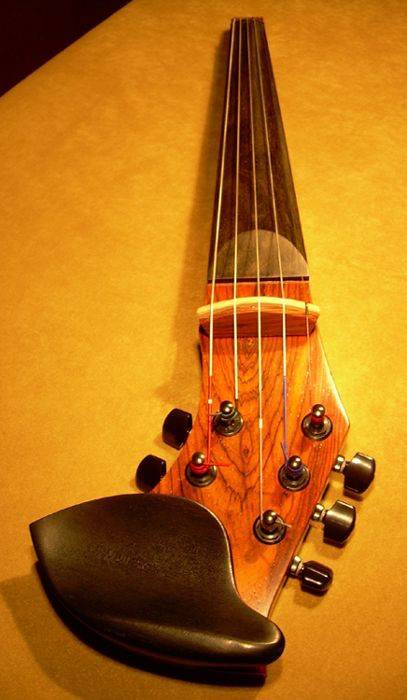 특이하게 생긴 악기들.jpg | 인스티즈