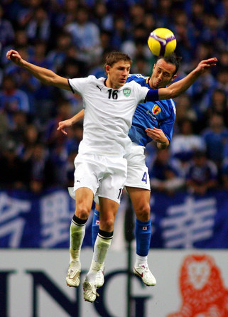 다음 중 손흥민이 앞으로 넘어설 가능성이 높아 보이는 축구 기록은? | 인스티즈