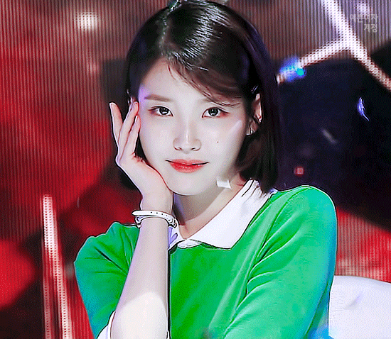 아이유 설레게 하는 법 | 인스티즈