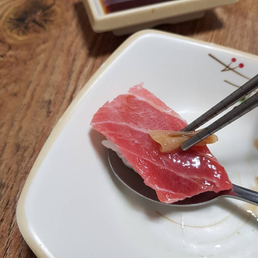 초밥 먹으러 갔을 때 생강절임 1vs2 | 인스티즈