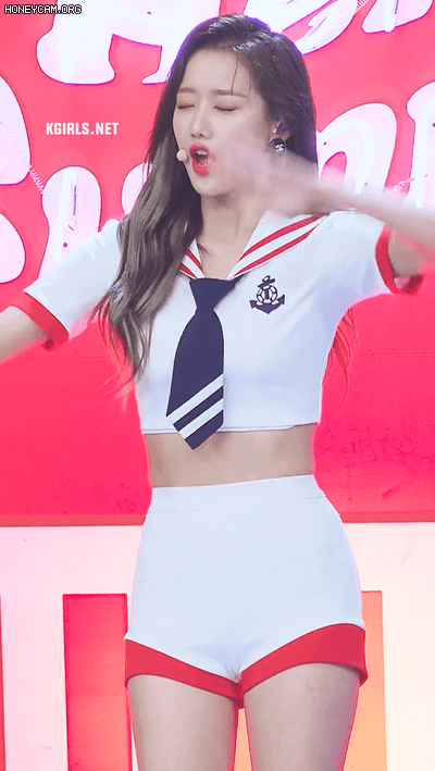 역대급 미모 뽐낸 에이프릴 나은.gif | 인스티즈