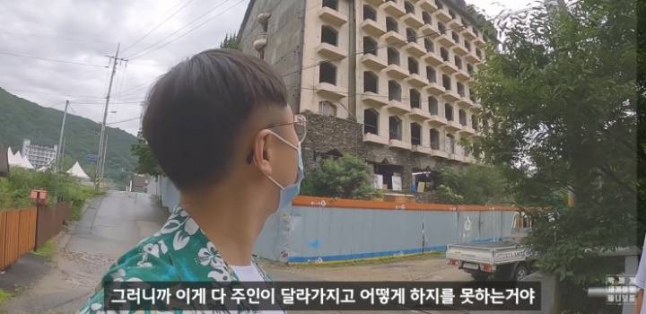 멀쩡한 건물이 폐허가 되고 허물지 못하는 이유.jpg | 인스티즈