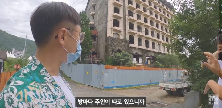 멀쩡한 건물이 폐허가 되고 허물지 못하는 이유.jpg | 인스티즈