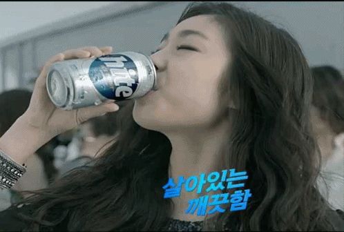 김연아 광고와 현실의 차이.gif | 인스티즈