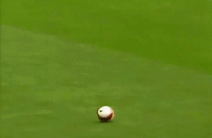 전세계 축구선수들이 쓰는 초인적인 역대급 축구스킬들.gif | 인스티즈