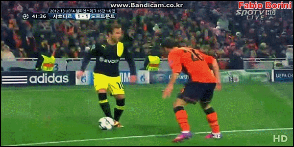 전세계 축구선수들이 쓰는 초인적인 역대급 축구스킬들.gif | 인스티즈