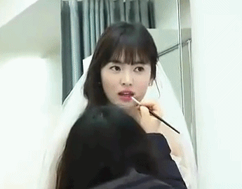 올해 40살이신 배우 송혜교님. GIF | 인스티즈