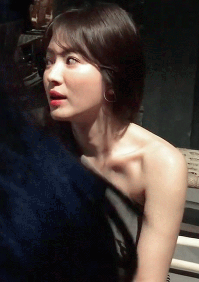 올해 40살이신 배우 송혜교님. GIF | 인스티즈