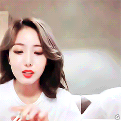 10초 짜리 스턴 맞은 여자친구 예린 | 인스티즈