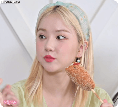 맛나게 먹는 여자친구 은하.gif | 인스티즈