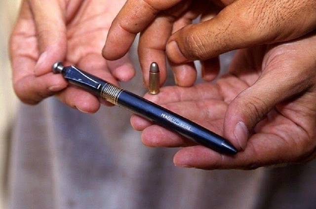 냉혹한 사제총기의 세계 | 인스티즈