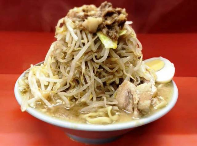 일본에서 하나의 라멘 장르로 정착한 지로 라멘 | 인스티즈