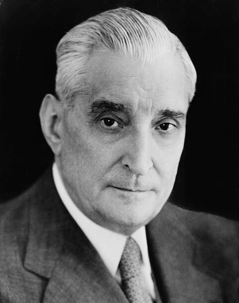 현실에서 트루먼쇼를 찍은 독재자 총리 | 인스티즈