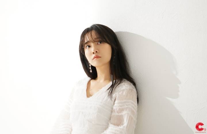 스물 열두살이라는 여가수 화보촬영 | 인스티즈