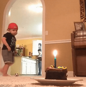 촛불끄는아기 | 인스티즈