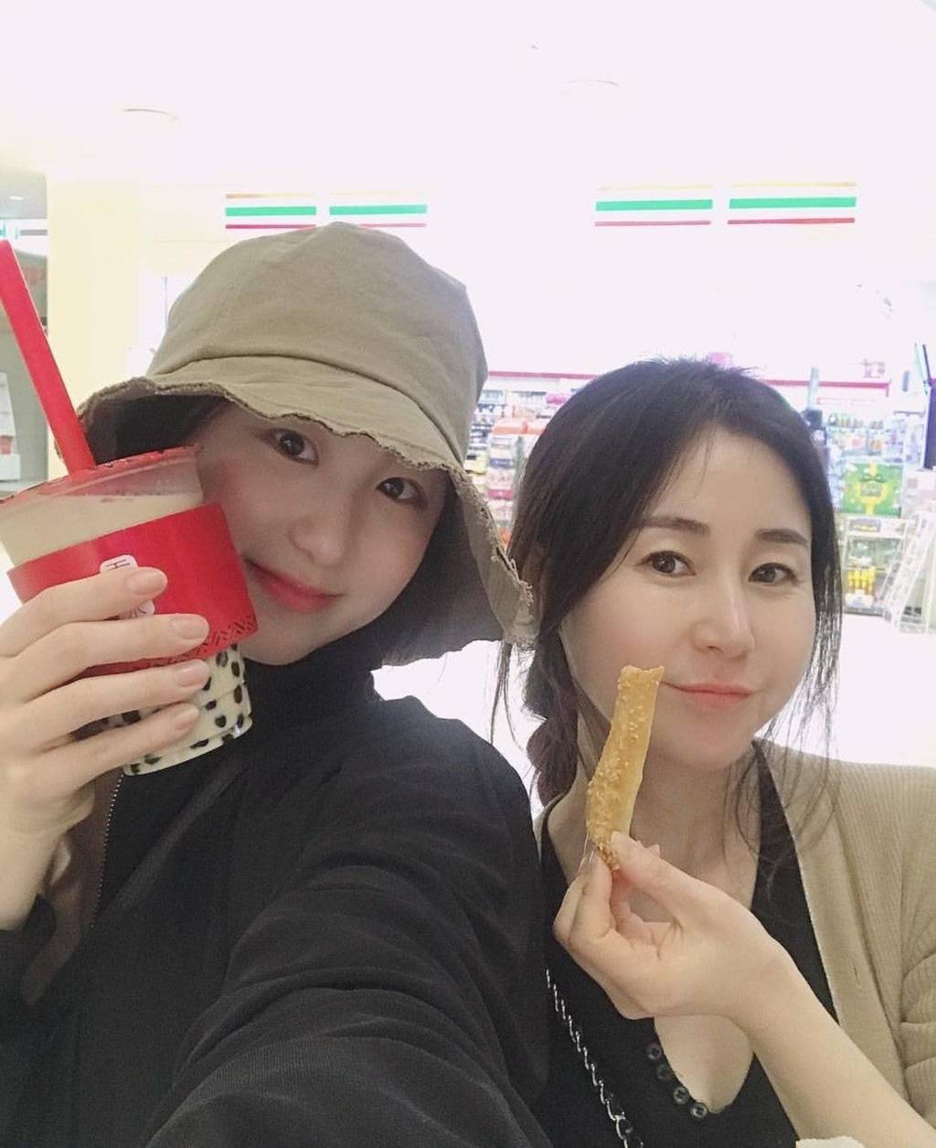 어머니 유전자 몰빵한 여자아이돌 모음 | 인스티즈