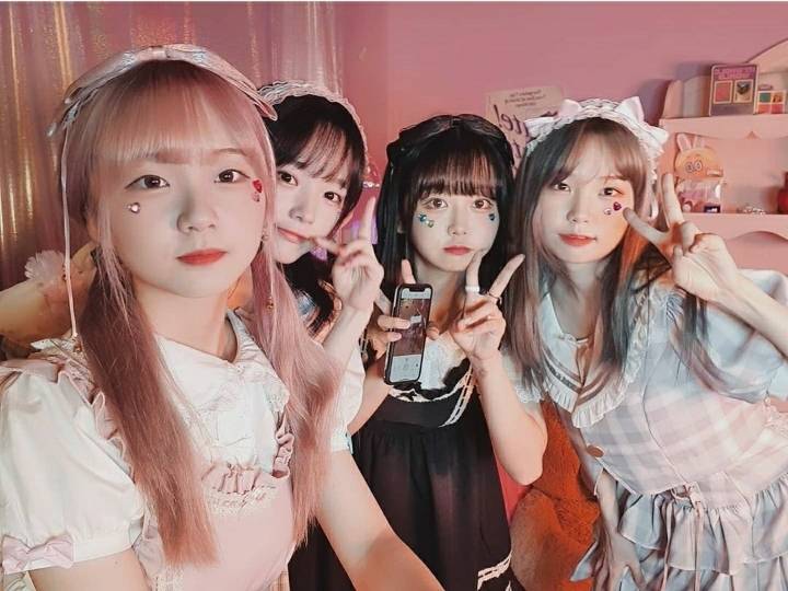 4인의 섹시 메이드ㅜㅑ (feat.우정잉,진자림,쏘대장,치세) | 인스티즈