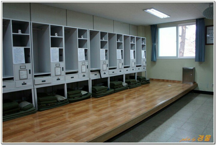 자신의 군시절 생활관.jpg | 인스티즈