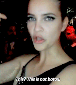 자기 얼굴이 신의 선물이라고 말하는 모델.gif | 인스티즈