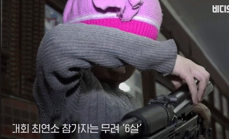 러시아 어린이들의 조기 총기교육.GIF(feat.소련여자) | 인스티즈