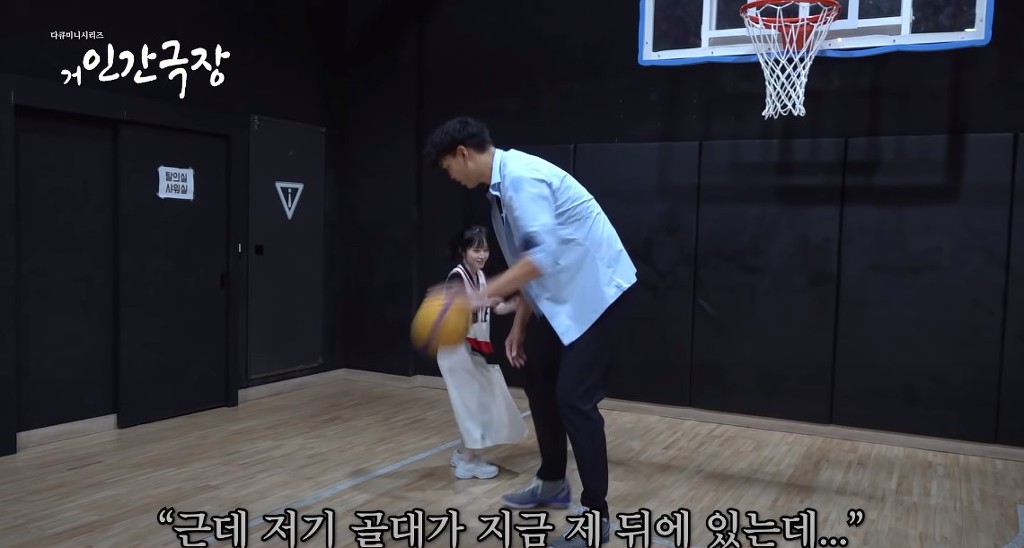 농구의 전설 쏘대장이 하승진에게 알려주는 수비 비법.jpg | 인스티즈