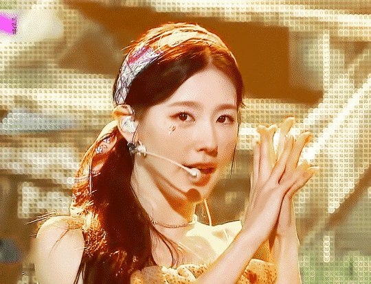 아이들 미연 덤디덤디 마지막주 활동 비주얼 모음.GIF (여자) | 인스티즈