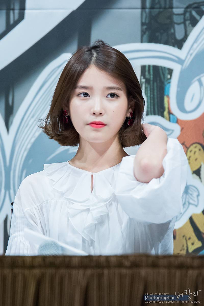 단발머리가 잘어울리는 아이유.jpgi | 인스티즈