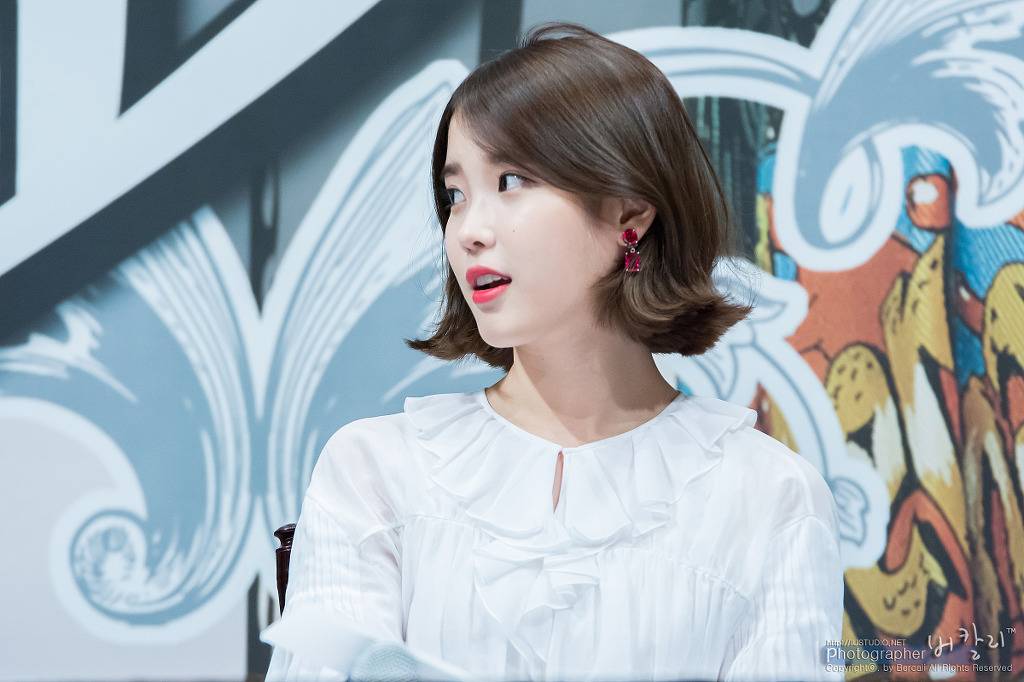 단발머리가 잘어울리는 아이유.jpgi | 인스티즈