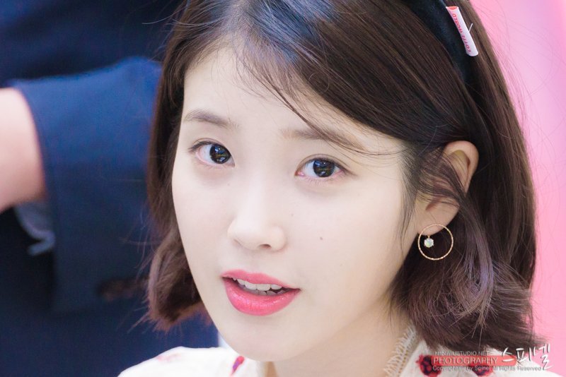 단발머리가 잘어울리는 아이유.jpgi | 인스티즈