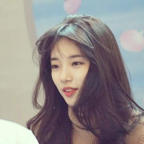 폰카로 찍은 수지 실물 | 인스티즈