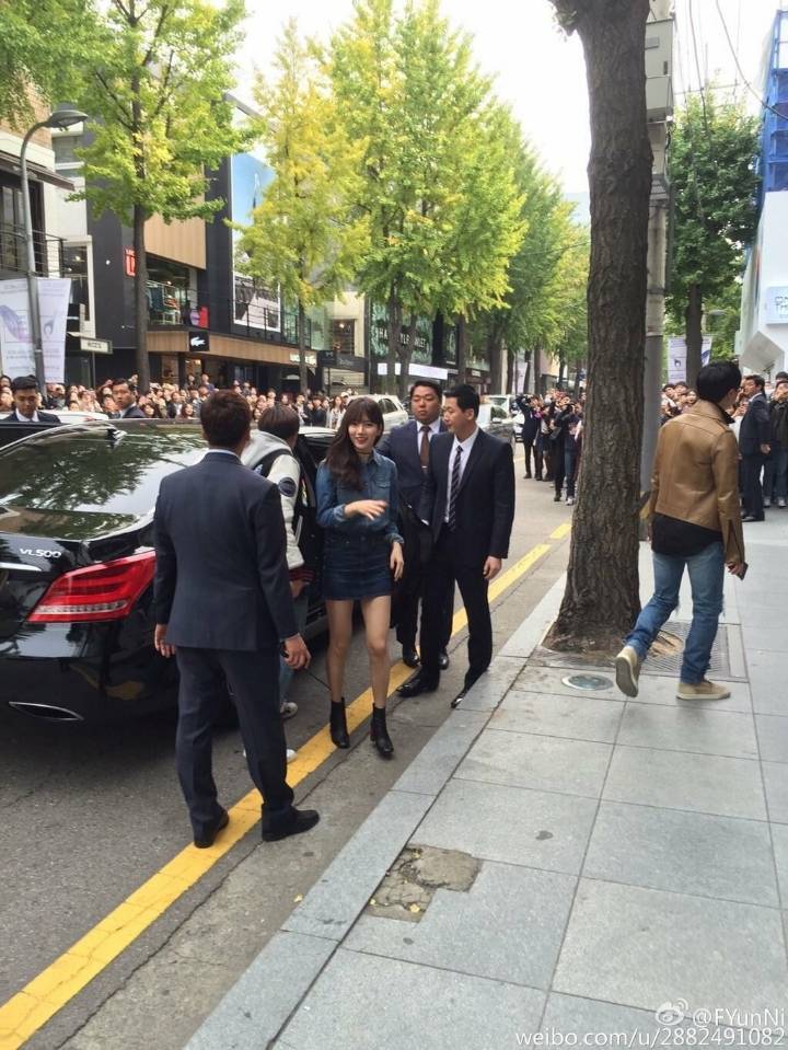 폰카로 찍은 수지 실물 | 인스티즈