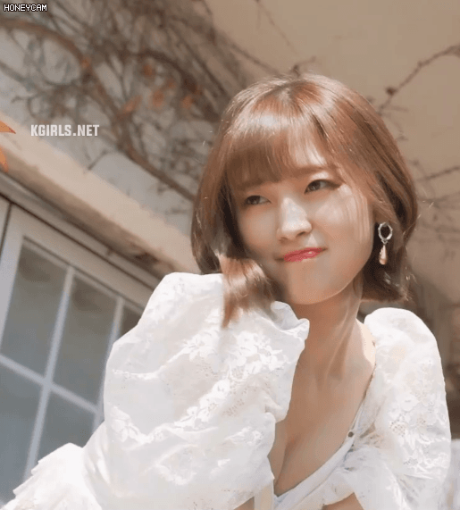 요즘 떡상중인 99년생 여자아이돌 2TOP | 인스티즈